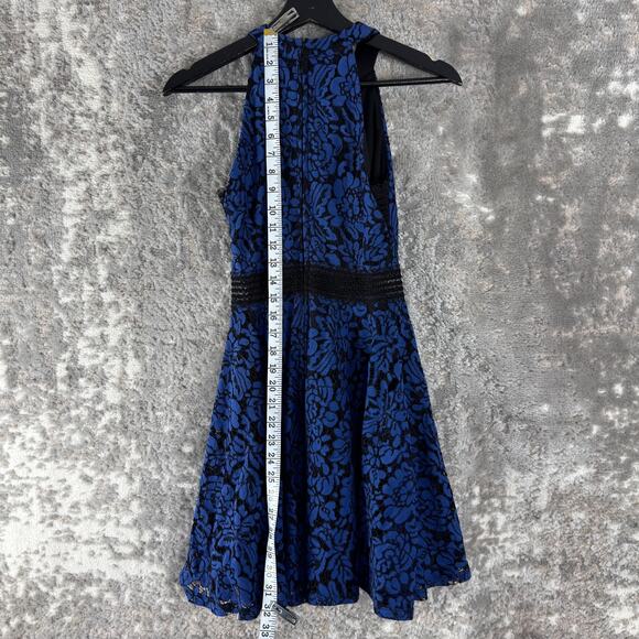 City Triangles Sz 0 Floral Lace Fit Flared Mini Dress Blue Sleeveless Zip Lined - Picture 2 of 10